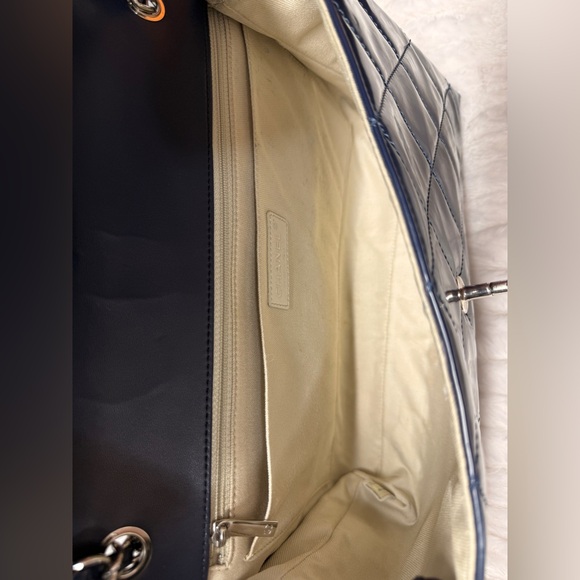 CHANEL-14512968 Blue Glazed Lambskim Jumbo Flap - Picture 2 of 16